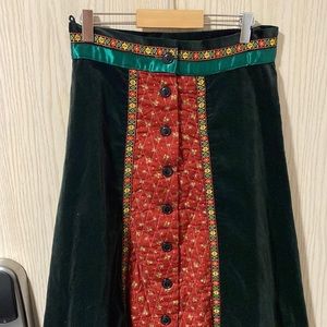 Gunne and sax skirt!
